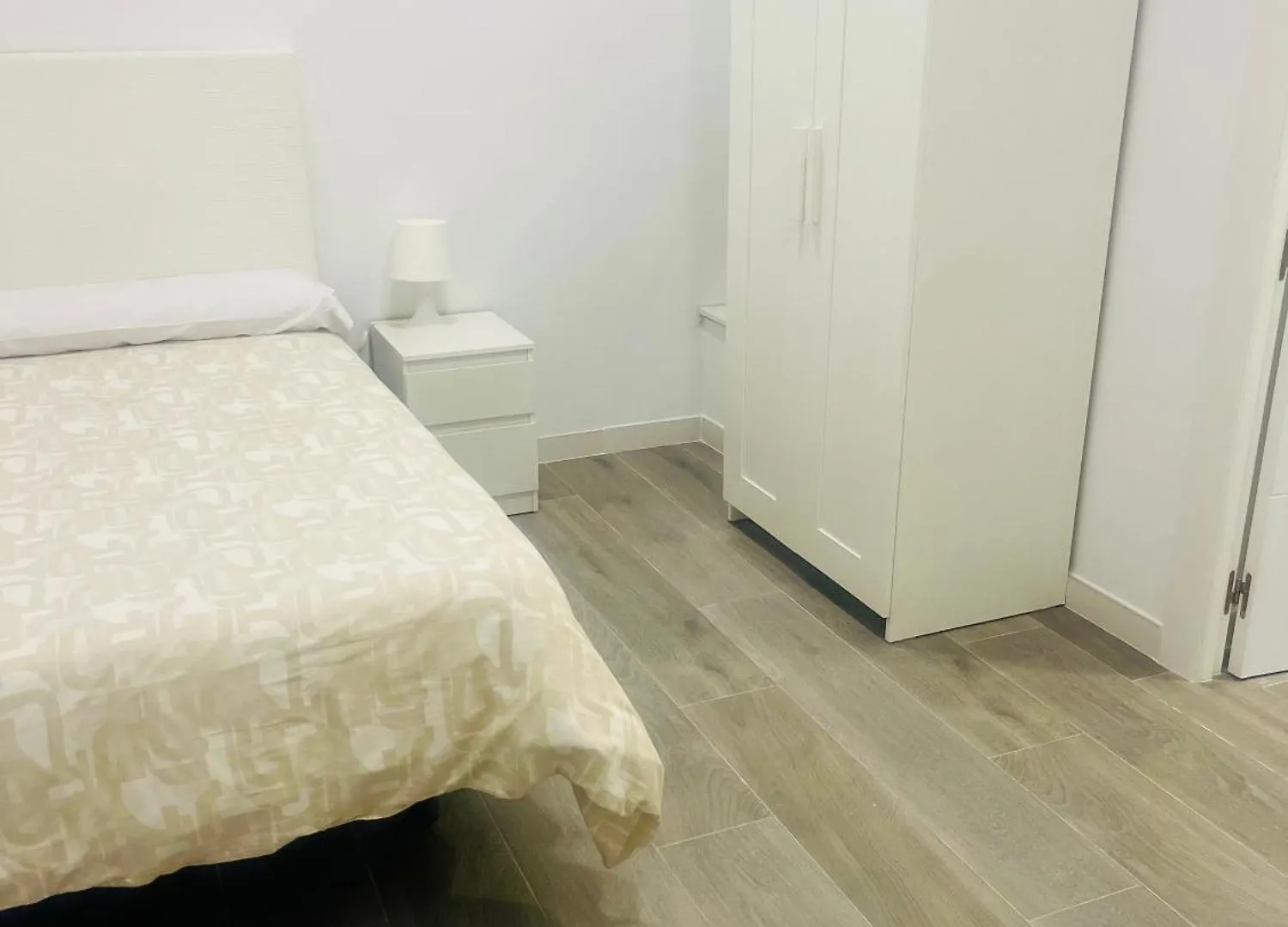 Luxury Carihuela Beach Torremolinos Apartment